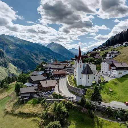 Отель Alpengasthof Pichler Sankt Veit in Defereggen