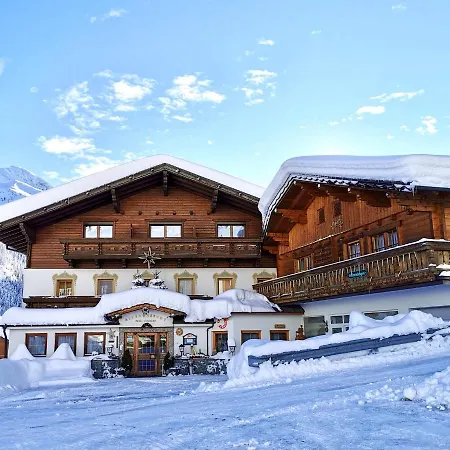 فندق Alpengasthof Pichler Sankt Veit in Defereggen